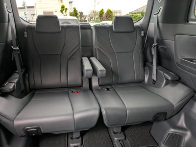 صورة 19 لـ 2024 Toyota ALPHARD
