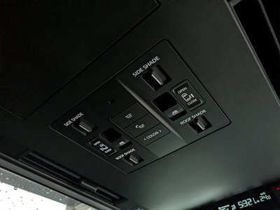 صورة 73 لـ 2024 Toyota ALPHARD