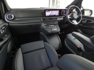 2024 Mercedes-BENZ V-CLASS photo 8