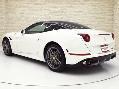 صورة مصغرة 2 لـ 2017 Ferrari CALIFORNIA T