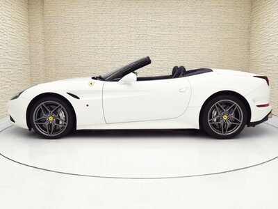صورة مصغرة 6 لـ 2017 Ferrari CALIFORNIA T