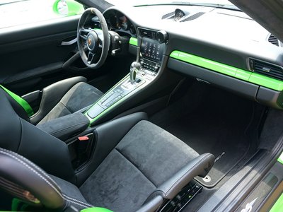 2019 Porsche 911 thumbnail 25
