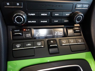 2019 Porsche 911 thumbnail 37