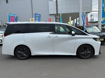 صورة 6 لـ 2025 Toyota VELLFIRE