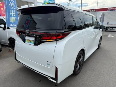 صورة 7 لـ 2025 Toyota VELLFIRE