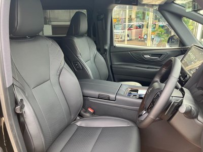 صورة 22 لـ 2026 Toyota VELLFIRE