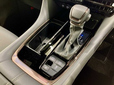 صورة 47 لـ 2023 Toyota ALPHARD