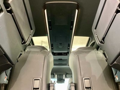 صورة 51 لـ 2023 Toyota ALPHARD