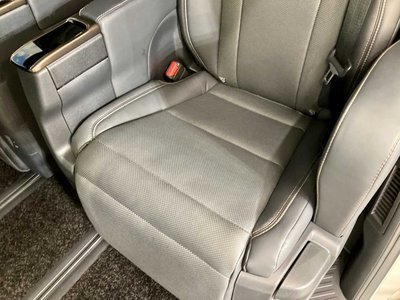 صورة 32 لـ 2023 Toyota ALPHARD