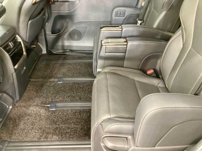 صورة 72 لـ 2023 Toyota ALPHARD