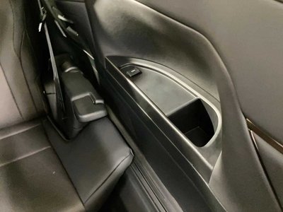 صورة 76 لـ 2023 Toyota ALPHARD