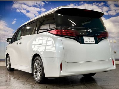 صورة 79 لـ 2023 Toyota ALPHARD
