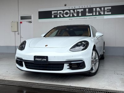 2019 Porsche PANAMERA photo 1