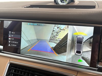 2019 Porsche PANAMERA photo 11