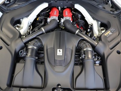 2025 Ferrari ROMA SPIDER thumbnail 28