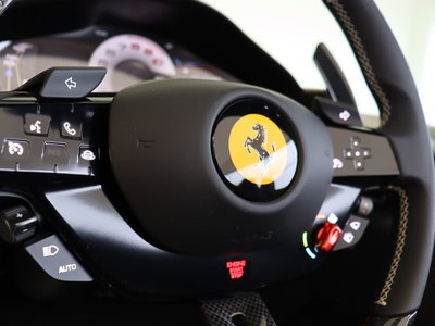 2025 Ferrari ROMA SPIDER thumbnail 17