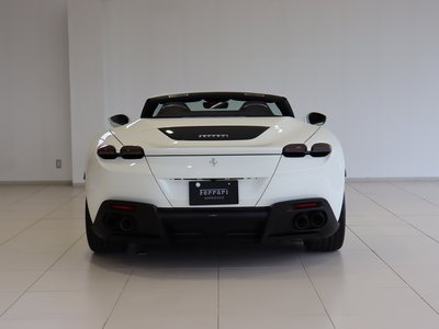 صورة 9 لـ 2025 Ferrari ROMA SPIDER