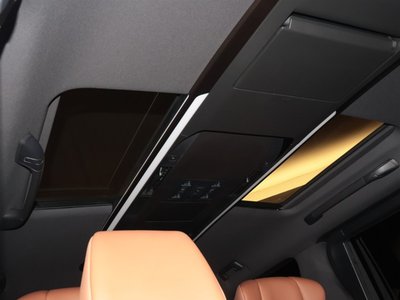 2025 Toyota VELLFIRE — фото 13