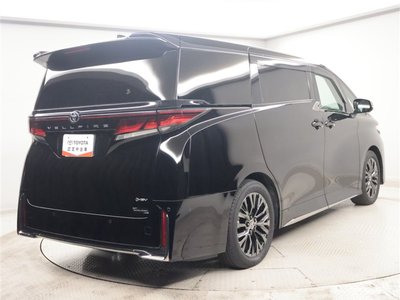 2025 Toyota VELLFIRE — фото 3