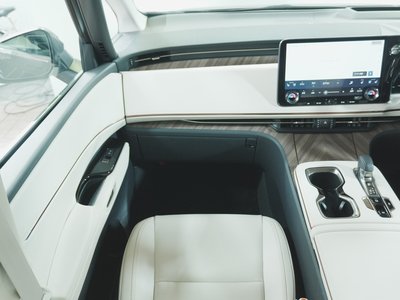 2024 Lexus LM 照片 16