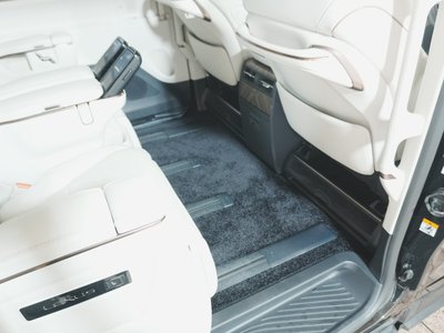 2024 Lexus LM 照片 45