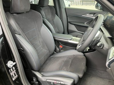 2025 BMW X1 photo 12
