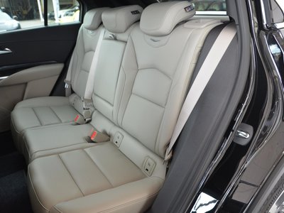 2023 Cadillac XT4 照片 40