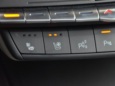 2023 Cadillac XT4 照片 28