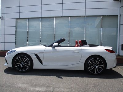 صورة 10 لـ 2022 BMW Z4