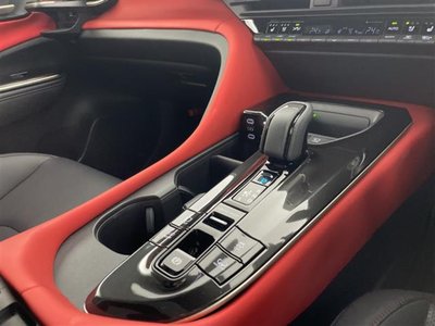 2024 Toyota CROWN SPORT 照片 24