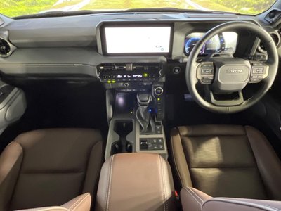2024 Toyota LAND CRUISER 250 photo 3