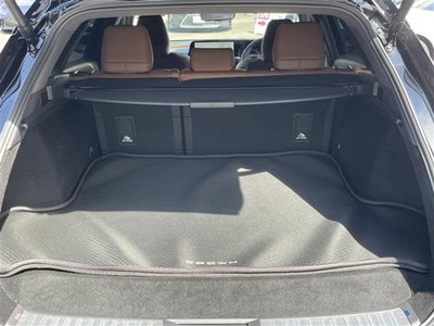 صورة 18 لـ 2025 Toyota CROWN ESTATE