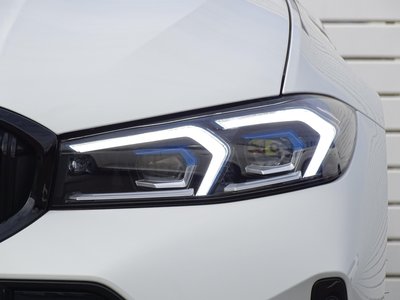 صورة 16 لـ 2024 BMW 3 SERIES