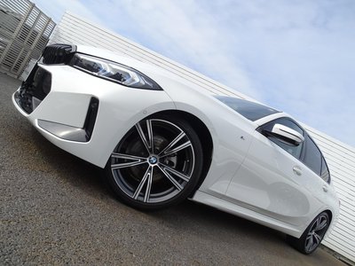 صورة 8 لـ 2024 BMW 3 SERIES