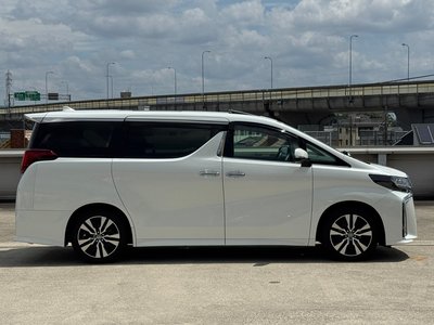 2022 Toyota ALPHARD — фото 17