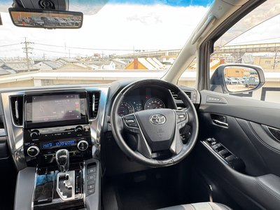 2022 Toyota ALPHARD — фото 38