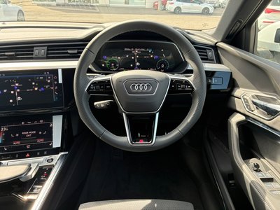 2025 AUDI Q8 E-TRON photo 14