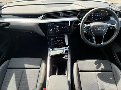 2025 AUDI Q8 E-TRON photo 13