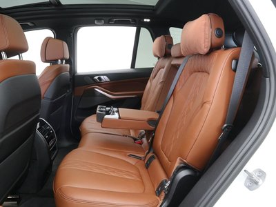 صورة 15 لـ 2023 BMW X5