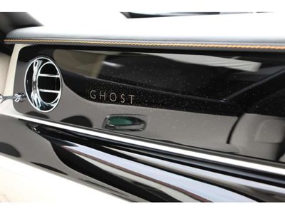 2024 ROLLS-ROYCE GHOST photo 28