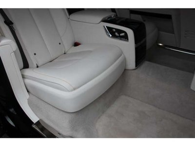 2024 ROLLS-ROYCE GHOST photo 49