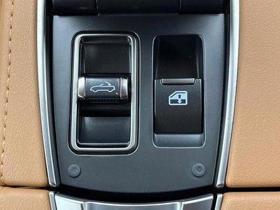 صورة 68 لـ 2020 Lexus LC CONVERTIBLE