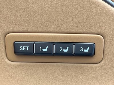 صورة 43 لـ 2020 Lexus LC CONVERTIBLE
