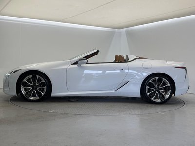 صورة 36 لـ 2020 Lexus LC CONVERTIBLE