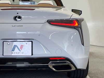 صورة 27 لـ 2020 Lexus LC CONVERTIBLE
