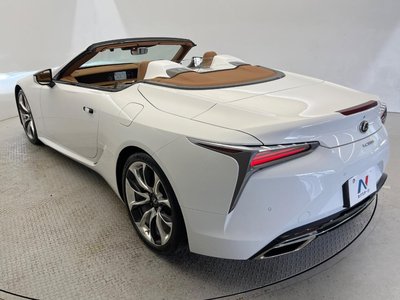 صورة 34 لـ 2020 Lexus LC CONVERTIBLE