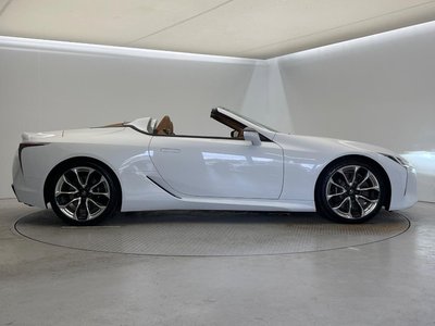 صورة 25 لـ 2020 Lexus LC CONVERTIBLE