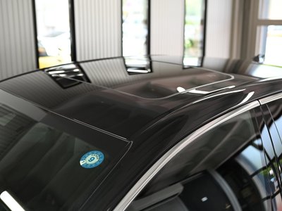 2023 Lexus LS — миниатюра 16