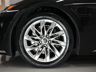 2023 Lexus LS — миниатюра 30