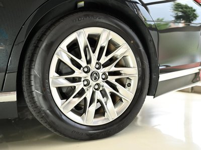 2023 Lexus LS — миниатюра 33
